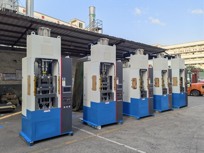 铜铁共烧电感粉末伺服成型机