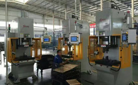 数控压装机的压入及检测原理 数控压装机的压入及检测原理